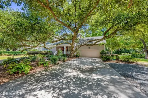 4 Oak Landing Road Wilmington NC 28409