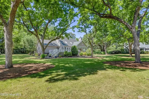 4 Oak Landing Road Wilmington NC 28409