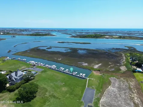 4 Oak Landing Road Wilmington NC 28409