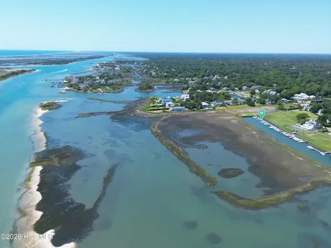 4 Oak Landing Road Wilmington NC 28409