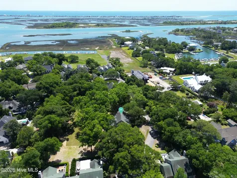 4 Oak Landing Road Wilmington NC 28409