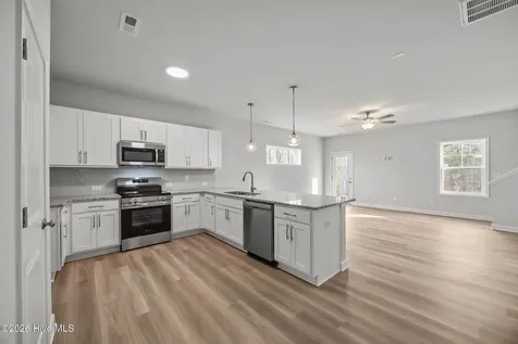 4192 Workman Loop Leland NC 28451