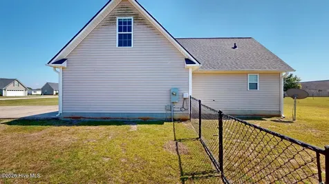 504 Planters Ridge Drive Pikeville NC 27863