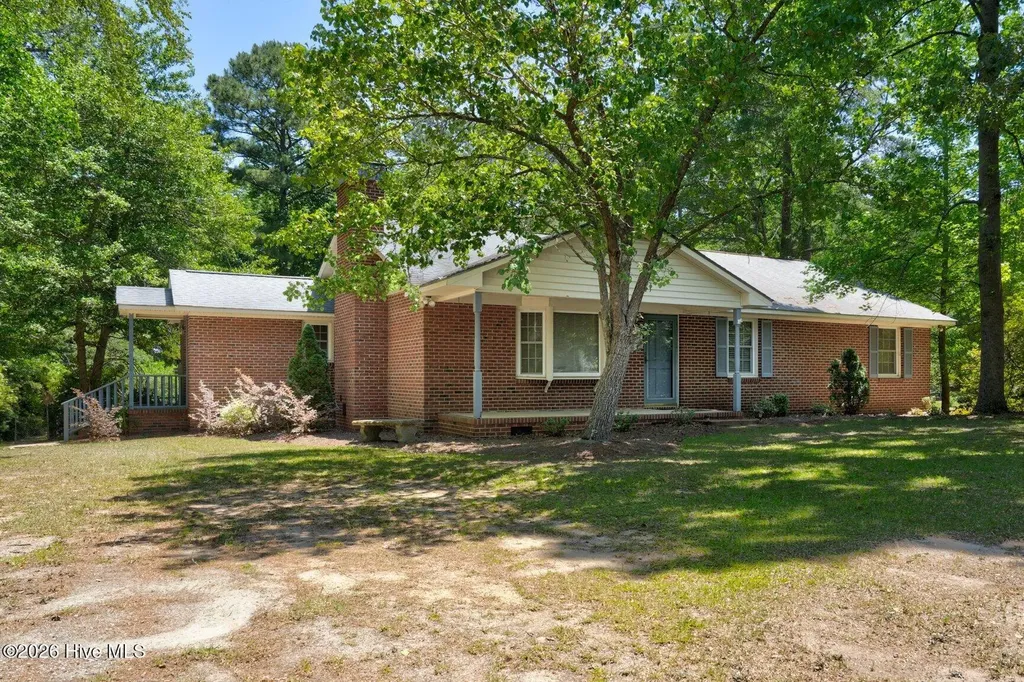 586 Northwoods Country Road Tarboro NC 27886