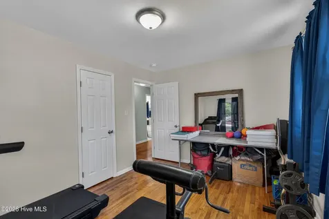 512 Woodhaven Drive Jacksonville NC 28540