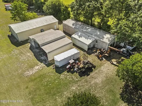 127 Nicodemus Kornegay Lane Albertson NC 28508