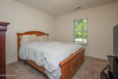 116 Live Oak Drive Jacksonville NC 28540