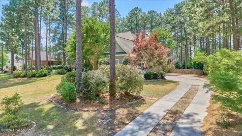 10 Banning Drive Whispering Pines NC 28327