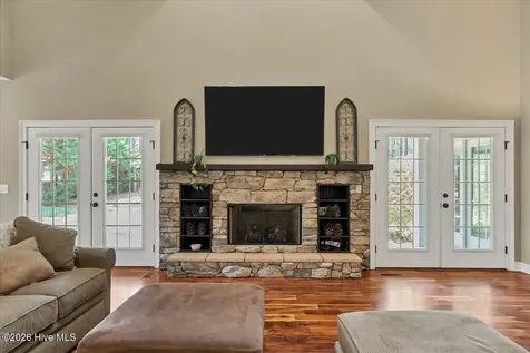 10 Banning Drive Whispering Pines NC 28327