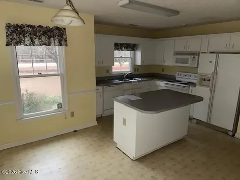 4511 Rivershore Drive New Bern NC 28560