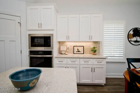 1307 Barnacle Lane Morehead City NC 28557