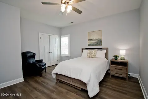 1307 Barnacle Lane Morehead City NC 28557