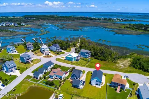 1307 Barnacle Lane Morehead City NC 28557