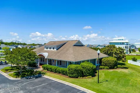 1307 Barnacle Lane Morehead City NC 28557