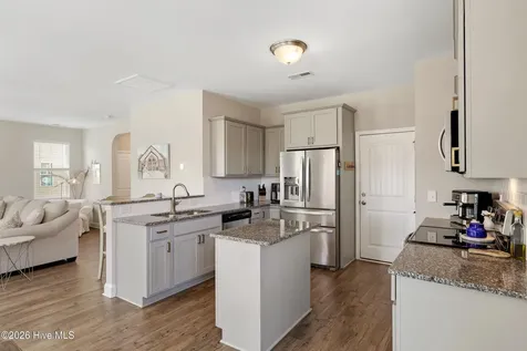 1609 Pointing Griffon Place Wilmington NC 28411