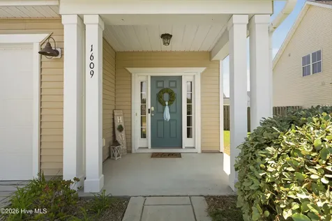 1609 Pointing Griffon Place Wilmington NC 28411