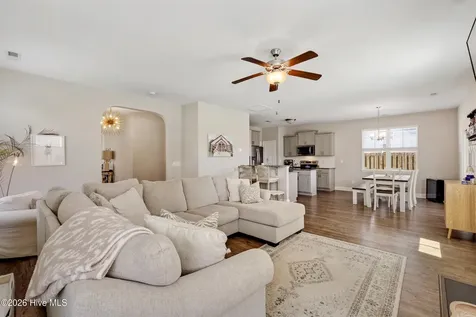 1609 Pointing Griffon Place Wilmington NC 28411