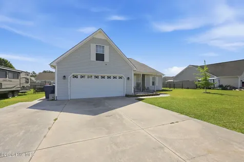 1214 Wormwood Branch Court Havelock NC 28532