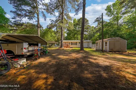 211 E Beulah Road Nashville NC 27856