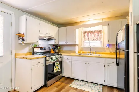 211 E Beulah Road Nashville NC 27856