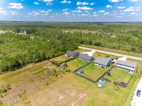 1738 Highway 172 Sneads Ferry NC 28460