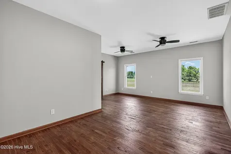 2732 White Oak River Road Maysville NC 28555