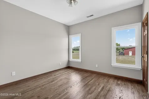 2732 White Oak River Road Maysville NC 28555