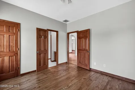 2732 White Oak River Road Maysville NC 28555