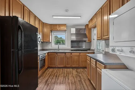 2732 White Oak River Road Maysville NC 28555