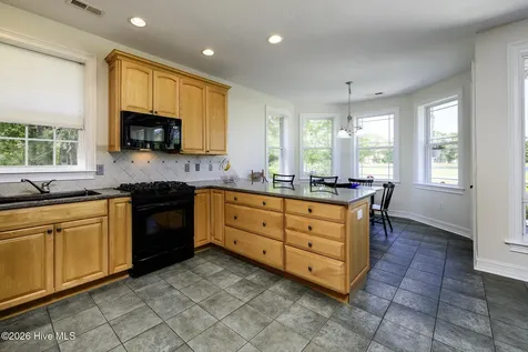 5711 Sloop Court New Bern NC 28560