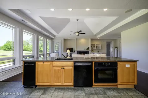 5711 Sloop Court New Bern NC 28560