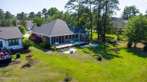 5711 Sloop Court New Bern NC 28560