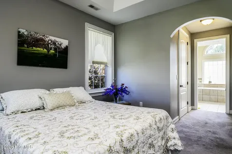 5711 Sloop Court New Bern NC 28560
