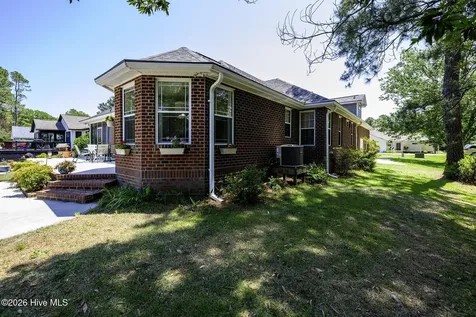 5711 Sloop Court New Bern NC 28560