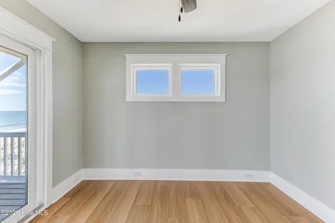5515 E Beach Drive Oak Island NC 28465