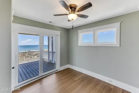 5515 E Beach Drive Oak Island NC 28465