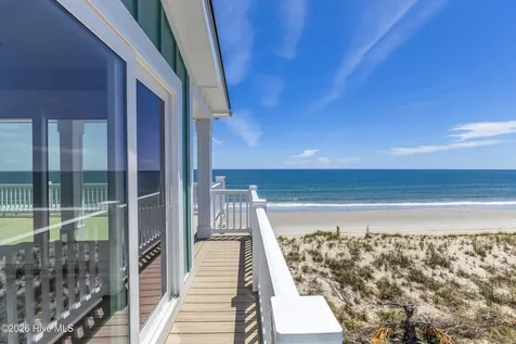 5515 E Beach Drive Oak Island NC 28465