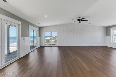5515 E Beach Drive Oak Island NC 28465
