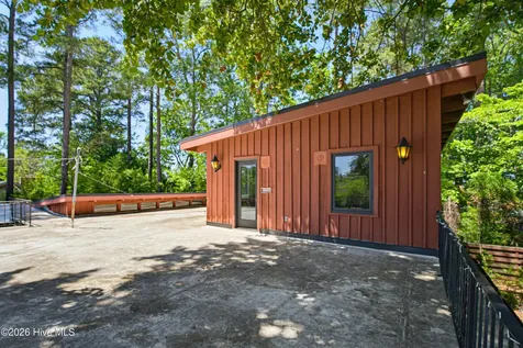 502 W 33rd Street Lumberton NC 28358