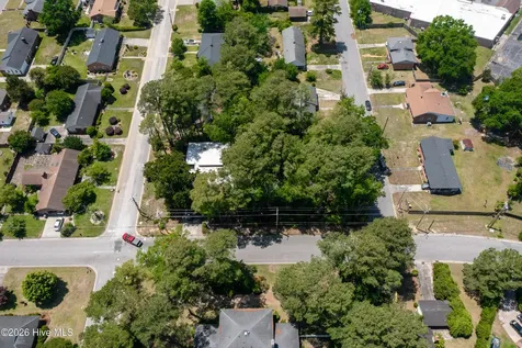 502 W 33rd Street Lumberton NC 28358