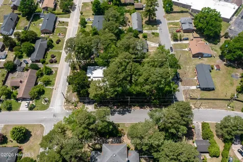 502 W 33rd Street Lumberton NC 28358