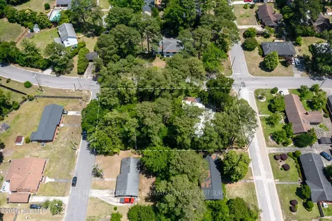 502 W 33rd Street Lumberton NC 28358