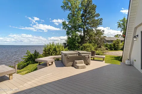 4100 N Rivershore Drive New Bern NC 28560