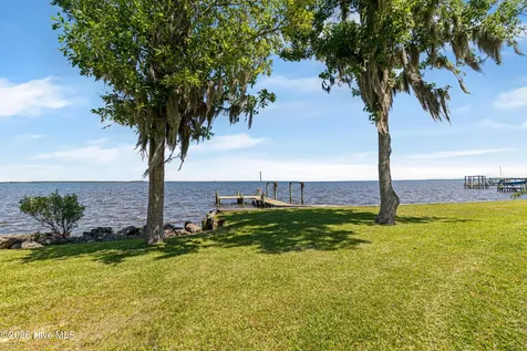4100 N Rivershore Drive New Bern NC 28560