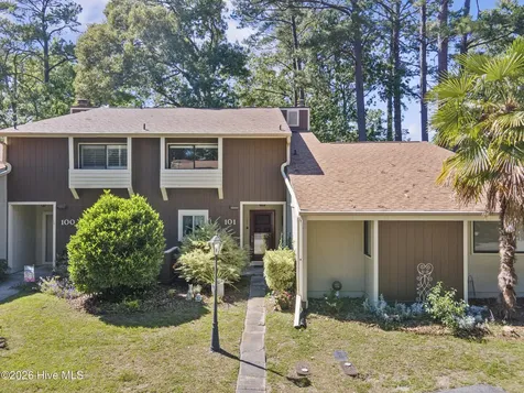 101 Quarterdeck New Bern NC 28562