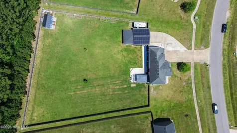 105 Little Acorn Trail Moyock NC 27958