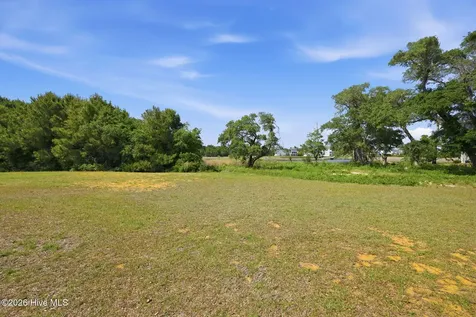 647 Cannonsgate Drive Newport NC 28570