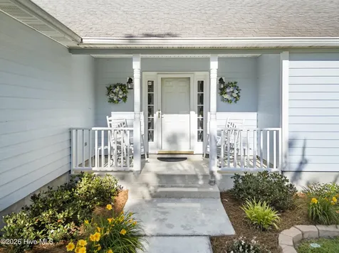 208 Mulligan Drive Swansboro NC 28584