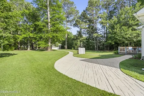 208 Mulligan Drive Swansboro NC 28584