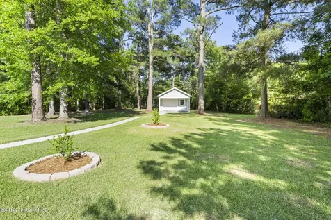 208 Mulligan Drive Swansboro NC 28584